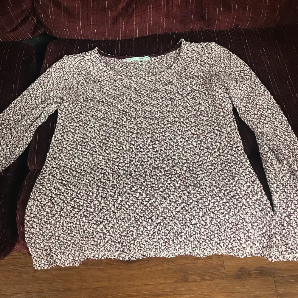 Maurice’s lightweight sweater